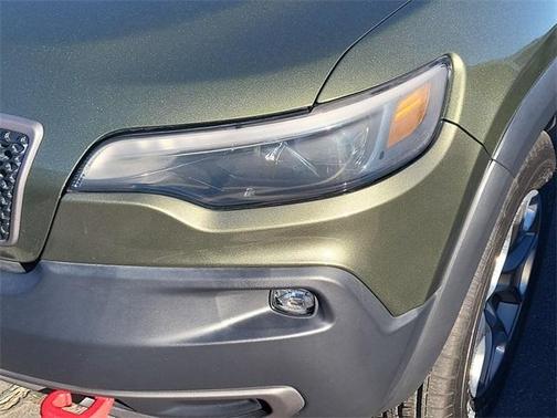 2019 Jeep Cherokee Trailhawk