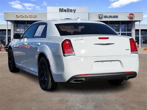 2023 Chrysler 300 Touring