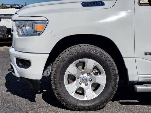 Bright White Clearcoat 2022 RAM 1500 Big Horn
