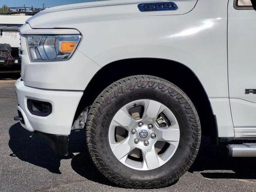 Bright White Clearcoat 2022 RAM 1500 Big Horn