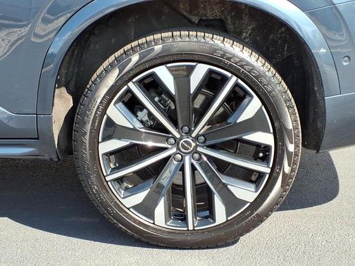 Denim Blue Metallic 2026 Volvo XC90 Plus, B6 AWD Gas (mild hybrid), Gasoline, Bright, 7 Seats