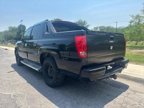 2005 Cadillac Escalade EXT Base