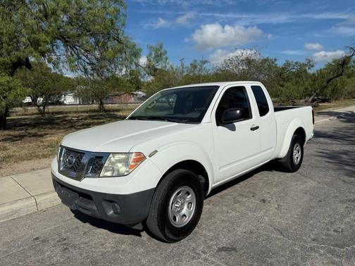 2016 Nissan Frontier S