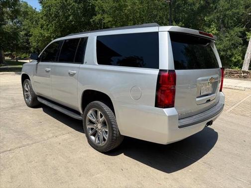 2019 Chevrolet Suburban LT