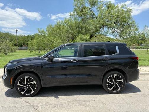 2022 Mitsubishi Outlander SE 2.5 2WD