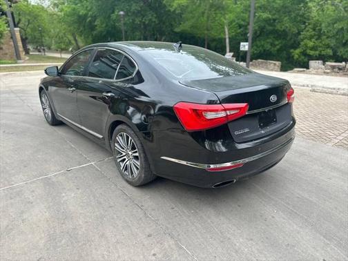 2015 Kia Cadenza Premium