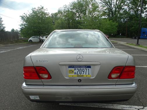 1998 Mercedes-Benz E-Class Base (A5)