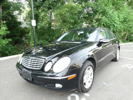2005 Mercedes-Benz E-Class E 320 4 DOOR SEDAN V6