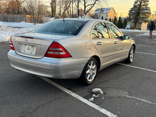 2001 Mercedes-Benz C-Class C240