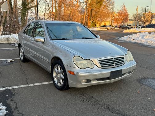 2001 Mercedes-Benz C-Class C240