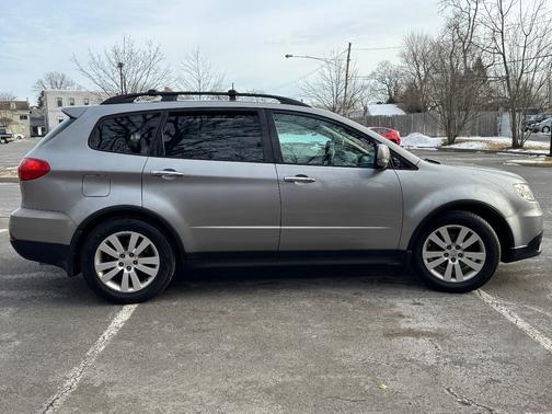 2008 Subaru Tribeca Limited 5-Passenger