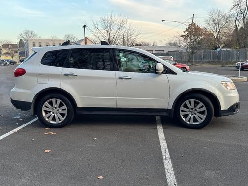 2009 Subaru Tribeca Special Edition 5-Passenger