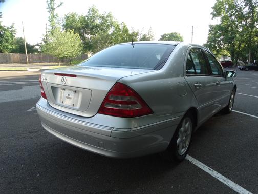 2001 Mercedes-Benz C-Class C240