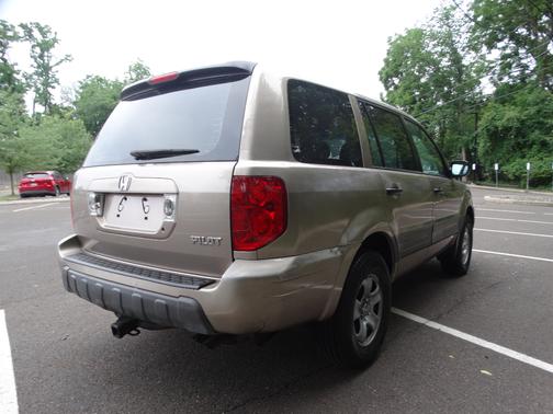 2004 Honda Pilot LX