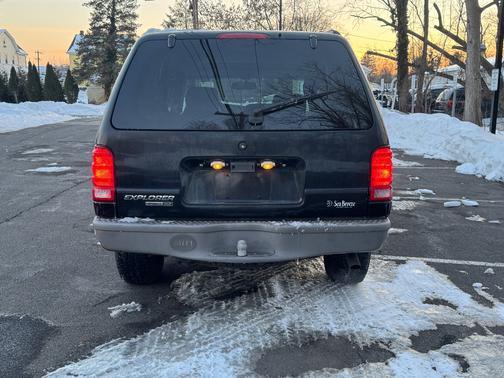 2003 Ford Explorer Sport XLT