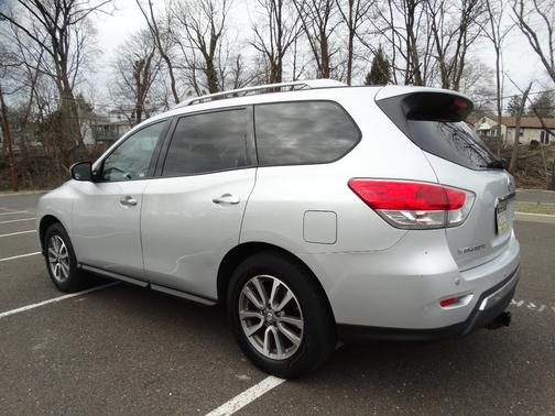 2013 Nissan Pathfinder SV