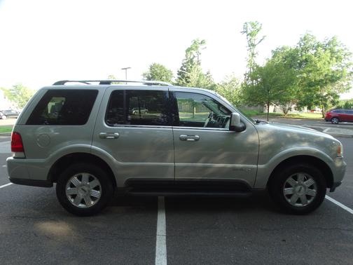 2003 Lincoln Aviator Premium