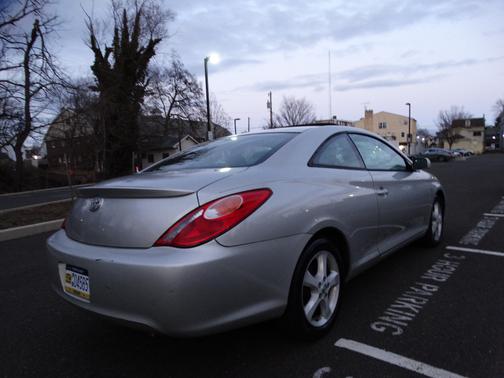 2004 Toyota Camry Solara SLE V6