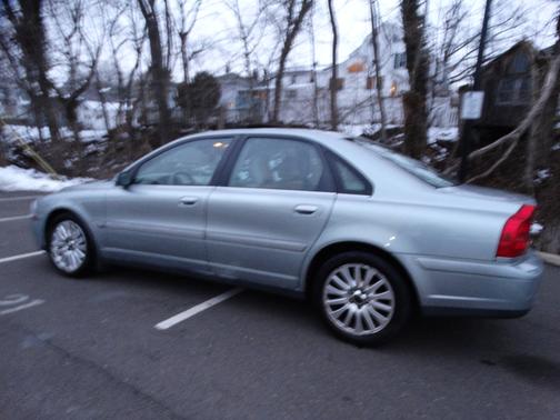2004 Volvo S80 
