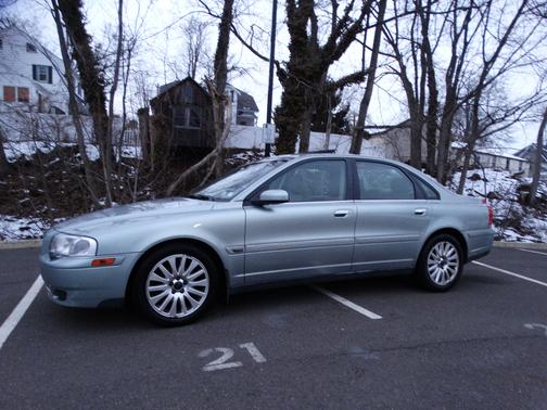 2004 Volvo S80 