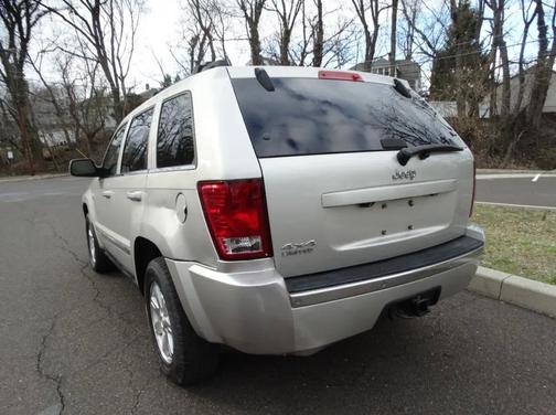 silver 2008 Jeep Grand Cherokee Laredo