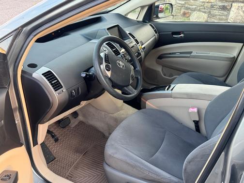 2005 Toyota Prius Base