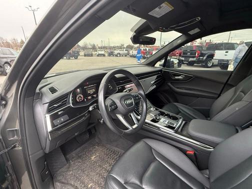 2021 Audi Q7 55 Premium Plus