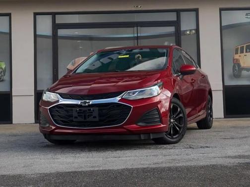 Cajun Red Tintcoat 2019 Chevrolet Cruze LT