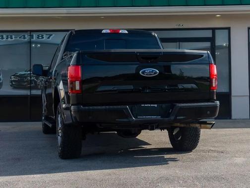 Shadow Black 2018 Ford F-150 Lariat