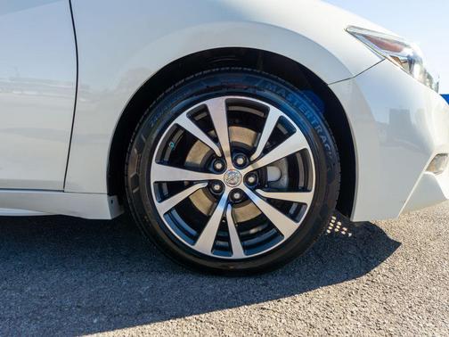 2017 Nissan Maxima 3.5 SV