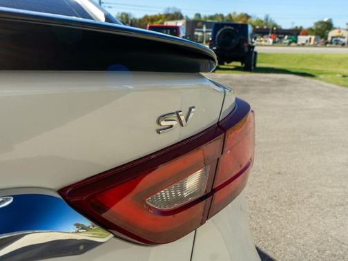 2017 Nissan Maxima 3.5 SV