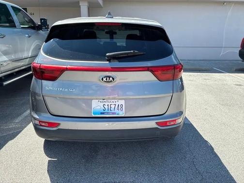 Mineral Silver 2018 Kia Sportage LX