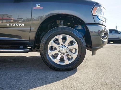 2021 RAM 2500 Big Horn Crew Cab 4x4 6'4' Box