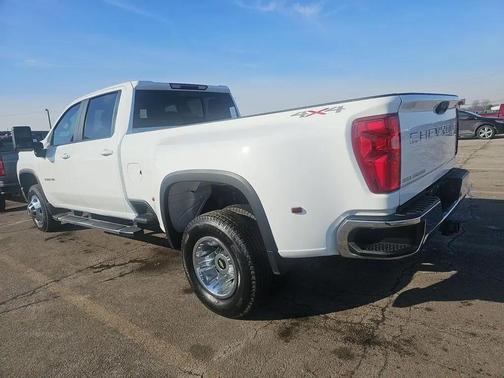 2022 Chevrolet Silverado 3500 LT