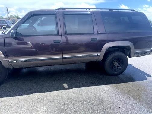 1997 Chevrolet Suburban 2500 LT