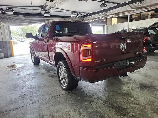 2022 RAM 2500 Laramie Crew Cab 4x4 6'4' Box