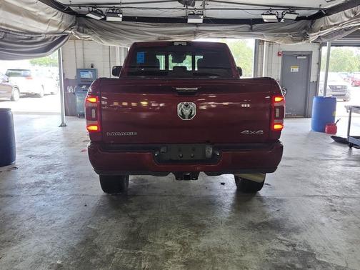 2022 RAM 2500 Laramie Crew Cab 4x4 6'4' Box