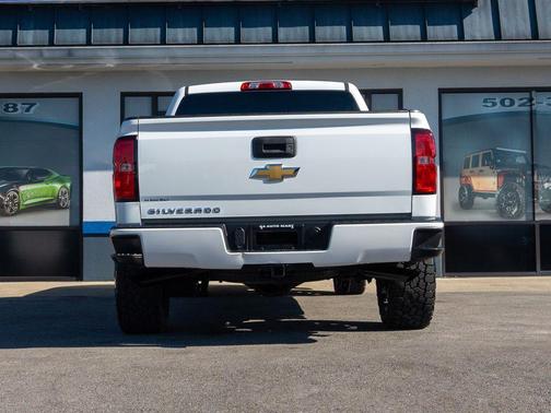 2018 Chevrolet Silverado 1500 Custom