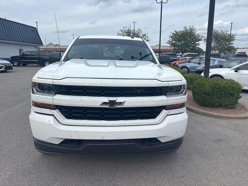 2018 Chevrolet Silverado 1500 Custom
