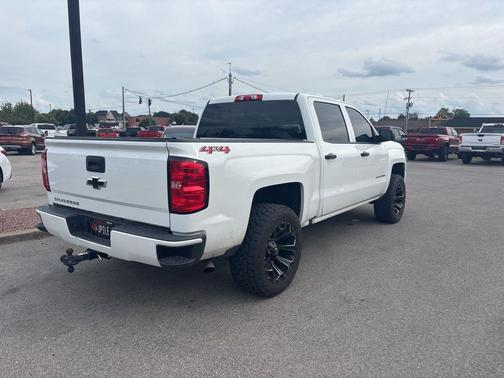2018 Chevrolet Silverado 1500 Custom