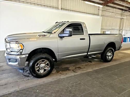 2024 RAM 2500 Tradesman Regular Cab 4x4 8' Box