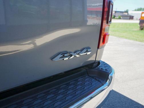 2024 RAM 2500 Tradesman Regular Cab 4x4 8' Box