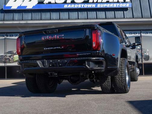 2022 GMC Sierra 3500 Denali