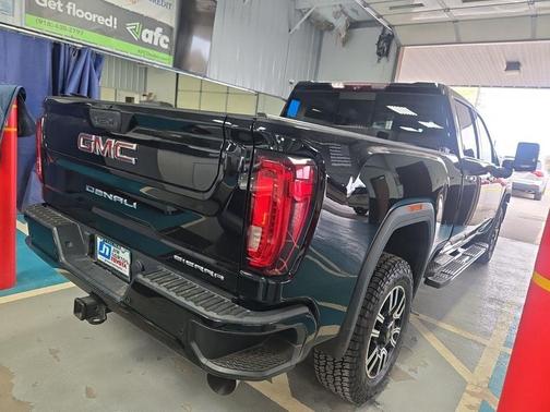 2020 GMC Sierra 2500 Denali