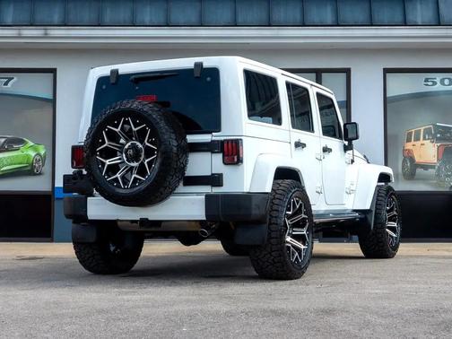 2016 Jeep Wrangler Unlimited Sahara