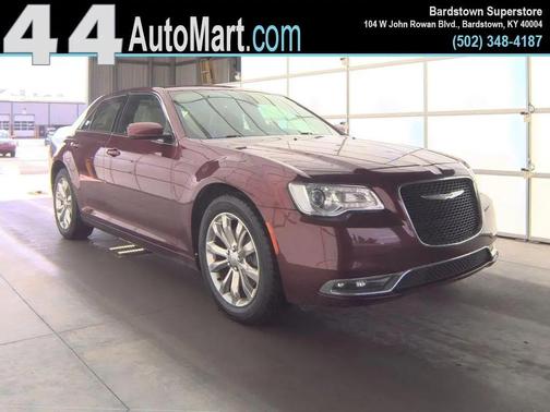 2017 Chrysler 300 Limited