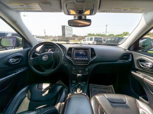 2020 Jeep Cherokee Trailhawk