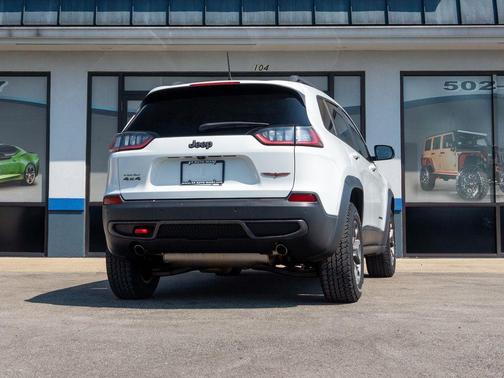 2020 Jeep Cherokee Trailhawk