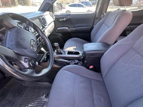 2016 Toyota Tacoma TRD Sport