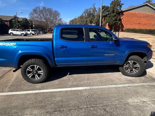 2016 Toyota Tacoma TRD Sport